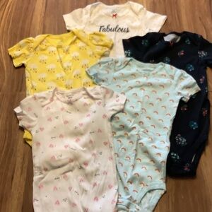 5 Carter’s Onesies 24M